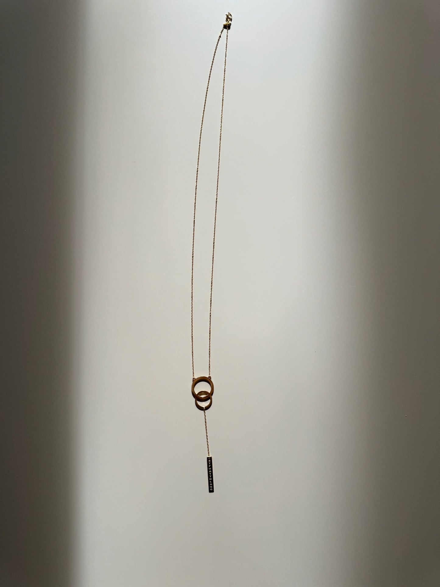 STFUATTDLAGG Lariat Necklace